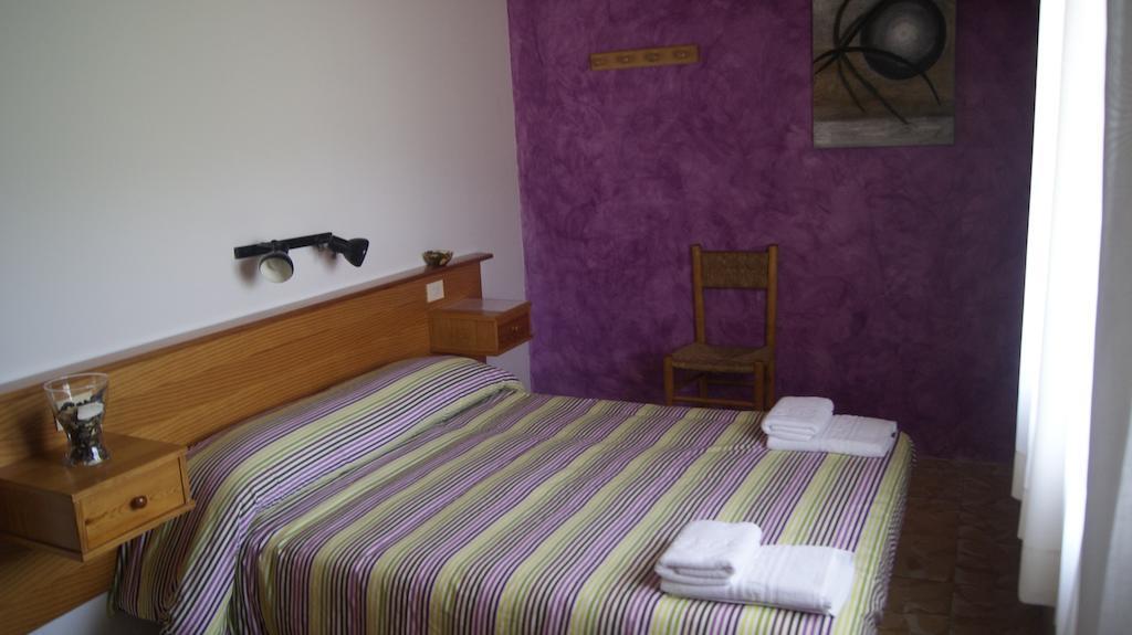 Hotel Fonda Domingo Lles Esterno foto