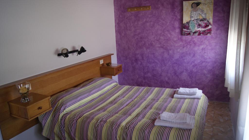 Hotel Fonda Domingo Lles Esterno foto